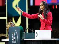 通过数据和 通过数据和